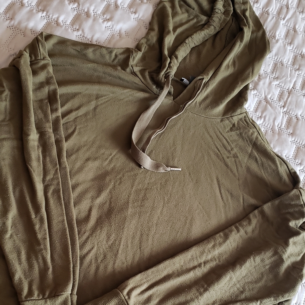 Universal Standard Amy Green Pullover Hoodie Swea… - image 8